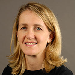 Suzanne Freitag headshot