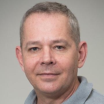 Dr. Russell Woods