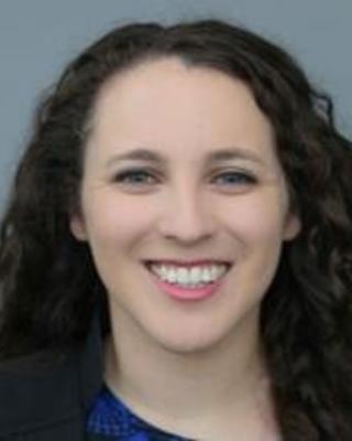 Dr. Alexandra Castillejos Headshot