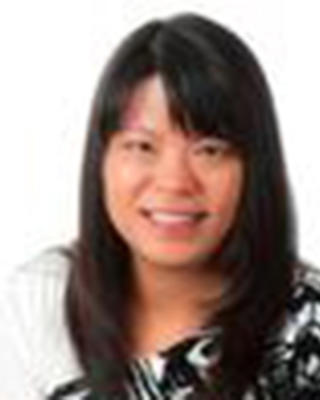wu-carolyn-220-x-220.jpg