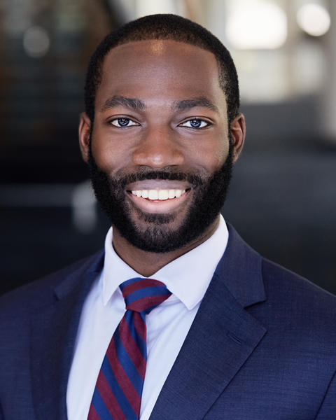 Dennis Akrobetu
