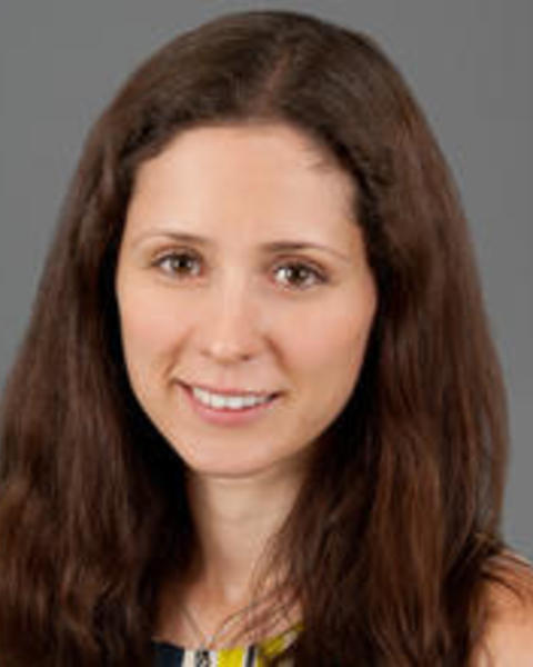 headshot of anna kirillova