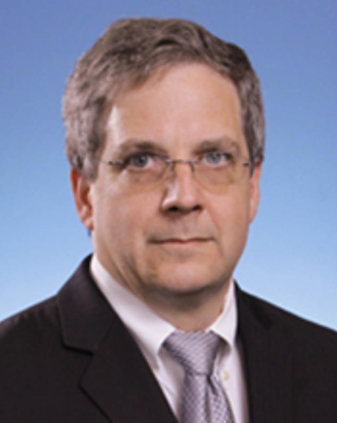 aiello_lloyd_paul_220_x_220.jpg